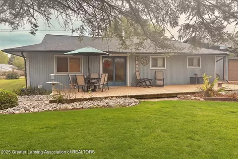 6940 Mills Hwy, Eaton Rapids, MI 48827