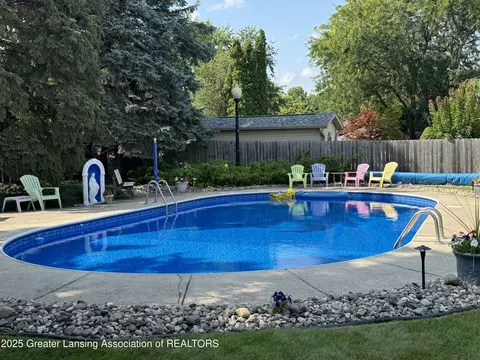 1092 Brookside Dr, Grand Ledge, MI 48837 photo 17