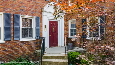531 Glenmoor Rd #2C, East Lansing, MI 48823