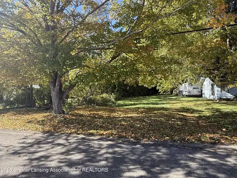 644 S Matteson St, Bronson, MI 49028