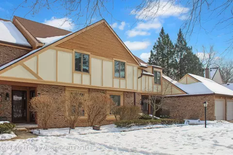 688 Moorland Dr, East Lansing, MI 48823