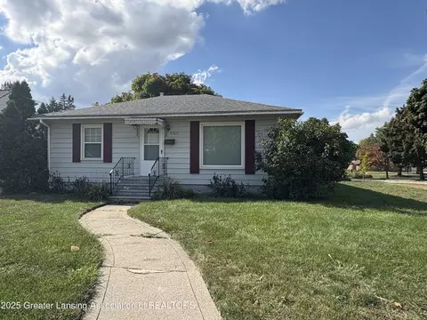 2707 Eastern Ave, Grand Rapids, MI 49507