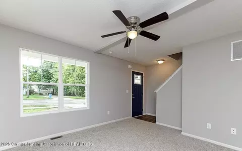 Living - 5 Main, Owosso, MI 48867 photo 1 of 2