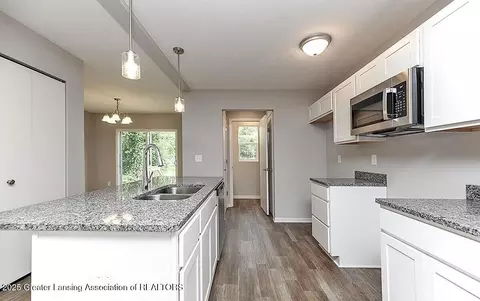 Kitchen - 5 Main, Owosso, MI 48867 photo 3 of 3