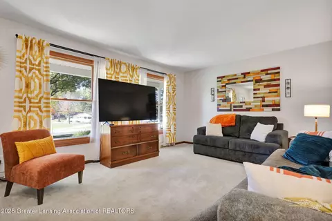 Living - 12735 Rambler Rd, Dewitt, MI 48820 photo 1 of 2