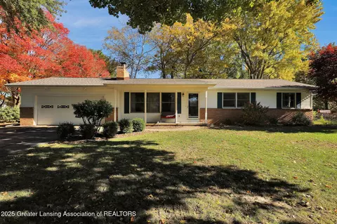 12735 Rambler Rd, Dewitt, MI 48820