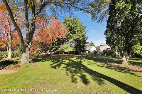 Exterior - 12735 Rambler Rd, Dewitt, MI 48820 photo 8 of 11