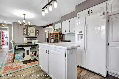 Kitchen - 12735 Rambler Rd, Dewitt, MI 48820 photo 3 of 4