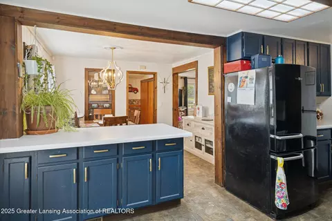 Kitchen - 230 W Washington St, Maple Rapids, MI 48853 photo 3 of 4