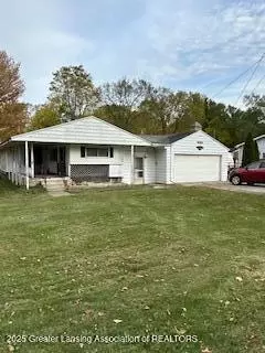 613 S Main St, Ovid, MI 48866