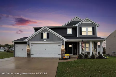 3601 Beal Ln, Mason, MI 48854