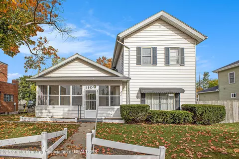 110 E Bellevue St, Leslie, MI 49251