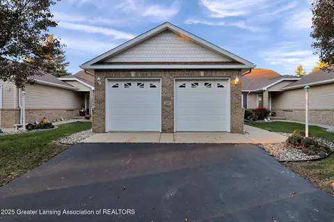 110 Hartwell Ter, Mason, MI 48854