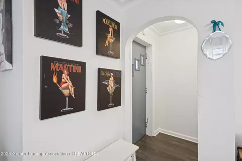 Entry Way - 327 Steele St, Mason, MI 48854 photo 1 of 6