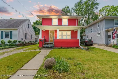 538 Pacific Ave, Lansing, MI 48910