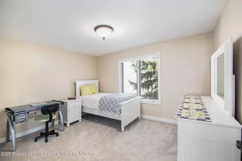 Bedroom - 12733 Ospreys Way, Dewitt, MI 48820 photo 3 of 8