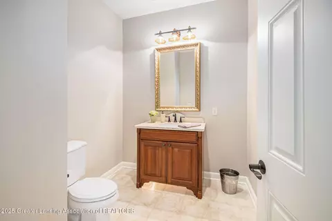 Bath - 12733 Ospreys Way, Dewitt, MI 48820 photo 1 of 6