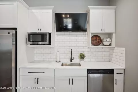 Other - 411 Bubbling Spring Ct, Mason, MI 48854 photo 16 of 21
