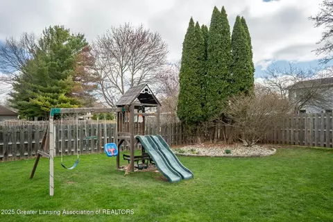 5918 Eagles Way, Haslett, MI 48840 photo 40