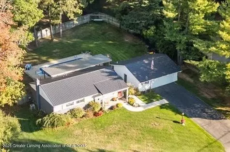 3919 Allston Dr, Jackson, MI 49201