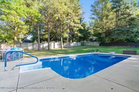 3919 Allston Dr, Jackson, MI 49201 photo 3