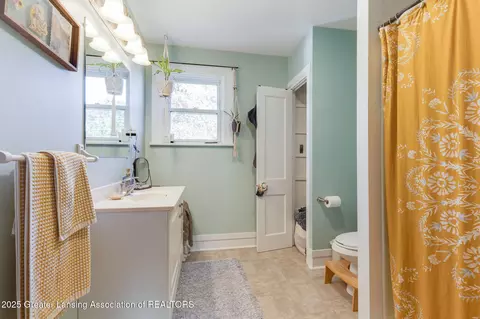 Bath - 7561 Clark Rd, Bath, MI 48808 photo 3 of 3