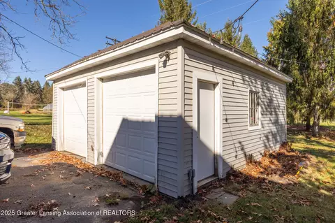 Exterior - 7561 Clark Rd, Bath, MI 48808 photo 5 of 5