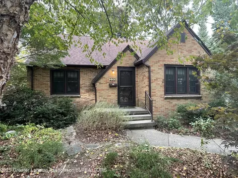 235 Maplewood Dr, East Lansing, MI 48823