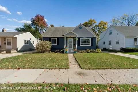 1218 N Hayford Ave, Lansing, MI 48912