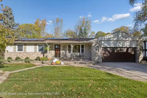 1383 Northcrest Rd, Lansing, MI 48906