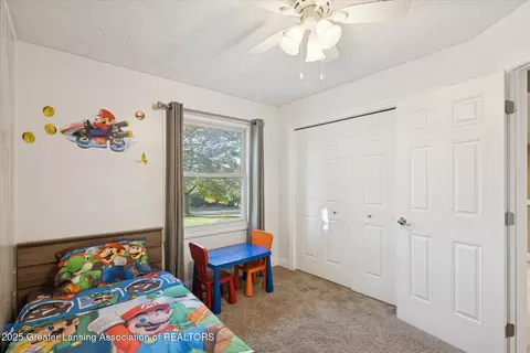 Bedroom - 1600 W Locher Rd, Dewitt, MI 48820 photo 6 of 8