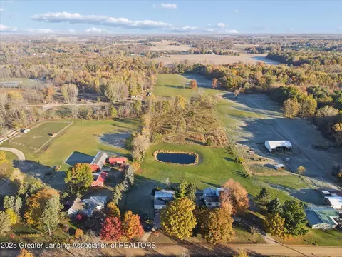 View/Area - 1600 W Locher Rd, Dewitt, MI 48820 photo 4 of 9