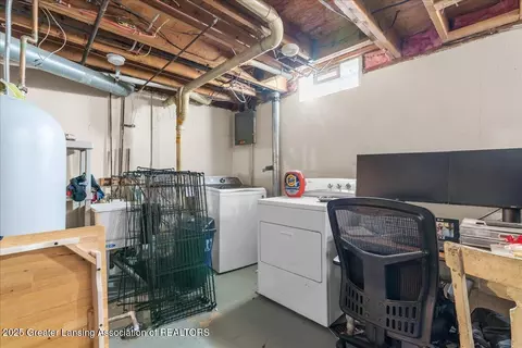 6159 Scotmar Dr, Lansing, MI 48911 photo 22