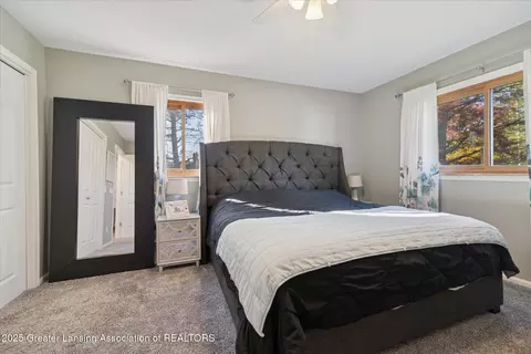 3006 E Stoll Rd, Lansing, MI 48906 photo 22
