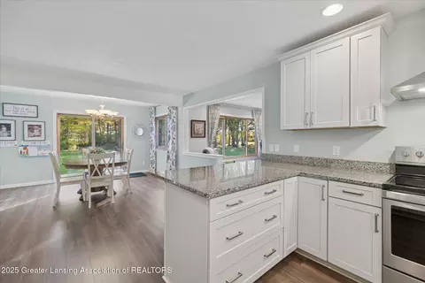 3006 E Stoll Rd, Lansing, MI 48906 photo 19