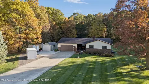 3006 E Stoll Rd, Lansing, MI 48906 photo 41
