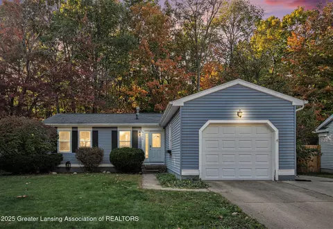 5636 Ellendale Dr, Lansing, MI 48911