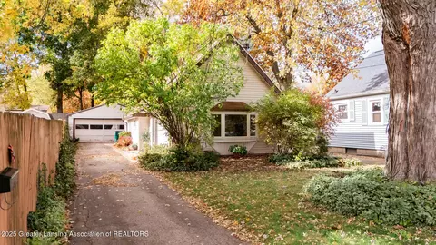 2310 Stirling Ave, Lansing, MI 48910