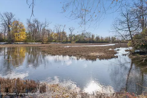 View/Area - 2495 N Custer Rd, Monroe, MI 48162 photo 2 of 13