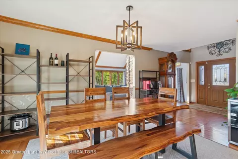 Dining - 2495 N Custer Rd, Monroe, MI 48162 photo 2 of 2