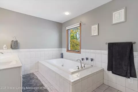 Bath - 2495 N Custer Rd, Monroe, MI 48162 photo 3 of 6