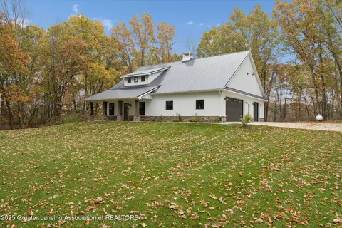 6706 E Price Rd, Saint Johns, MI 48879 photo 8