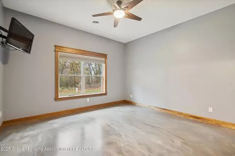 6706 E Price Rd, Saint Johns, MI 48879 photo 22