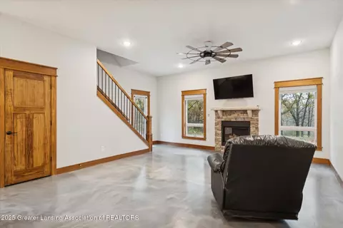6706 E Price Rd, Saint Johns, MI 48879 photo 14