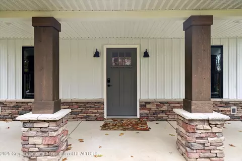 6706 E Price Rd, Saint Johns, MI 48879 photo 9