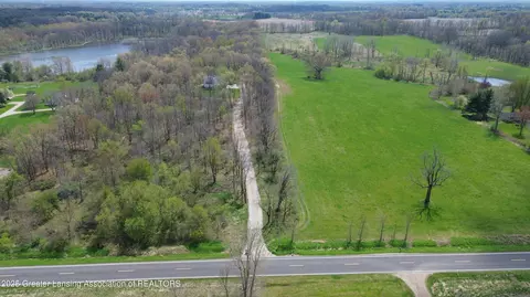 6706 E Price Rd, Saint Johns, MI 48879 photo 5