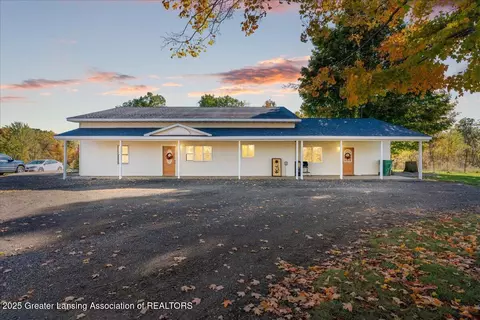 7407 W Baseline Rd, Bellevue, MI 49021