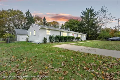 16680 Eunice St, East Lansing, MI 48823
