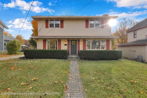 809 N Michigan Ave, Howell, MI 48843