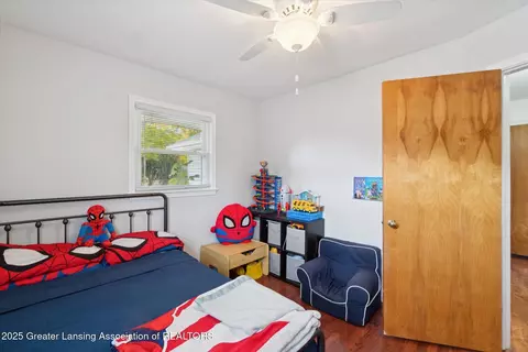 Bedroom - 4412 Devonshire Ave, Lansing, MI 48910 photo 2 of 9